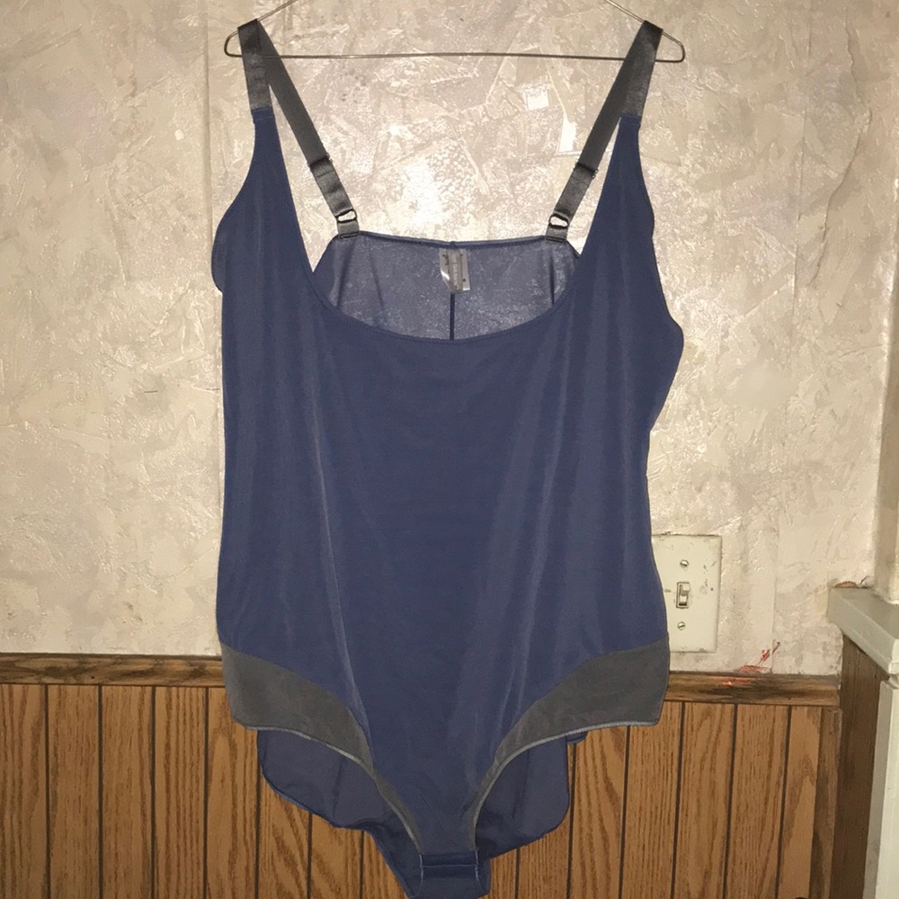 Blue & gray secret solutions body shaper (30/32)